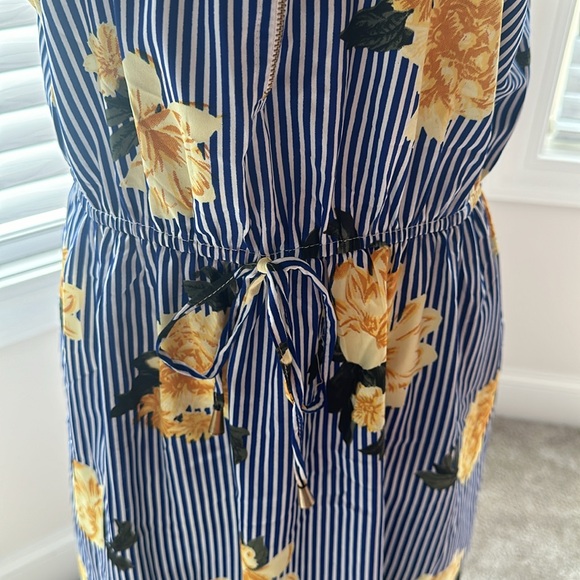 NEVERWORN woman’s dress - Picture 4 of 10